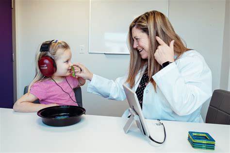 خدمات شنوایی سنجی در منزل